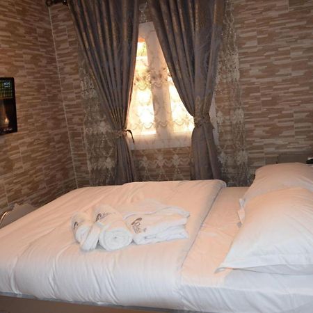 El Biar Ghazalle Oasis Hotel Gb מראה חיצוני תמונה