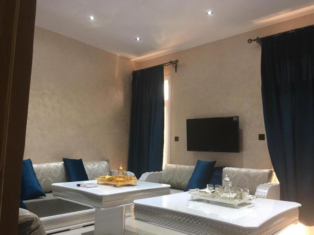 El Biar Ghazalle Oasis Hotel Gb מראה חיצוני תמונה